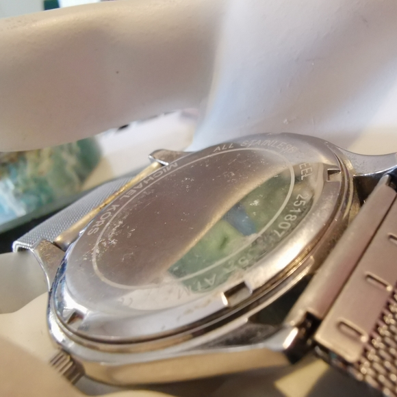 Michael Kors Slim Runway Men's Watch Silver & Gold - Picture 3 of 12